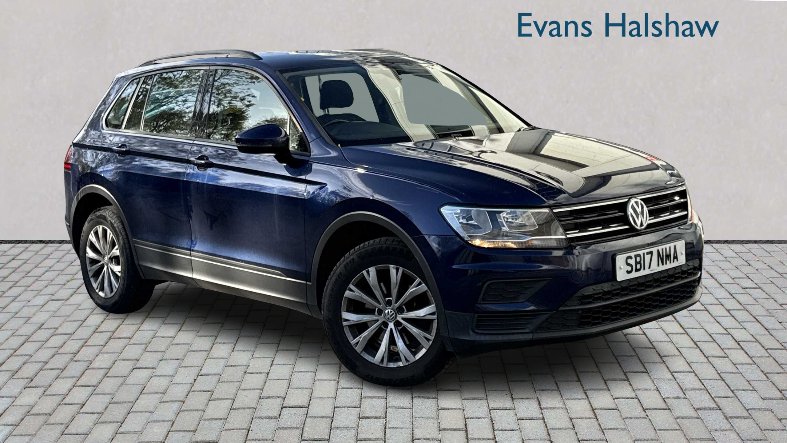 Main listing image - Volkswagen Tiguan
