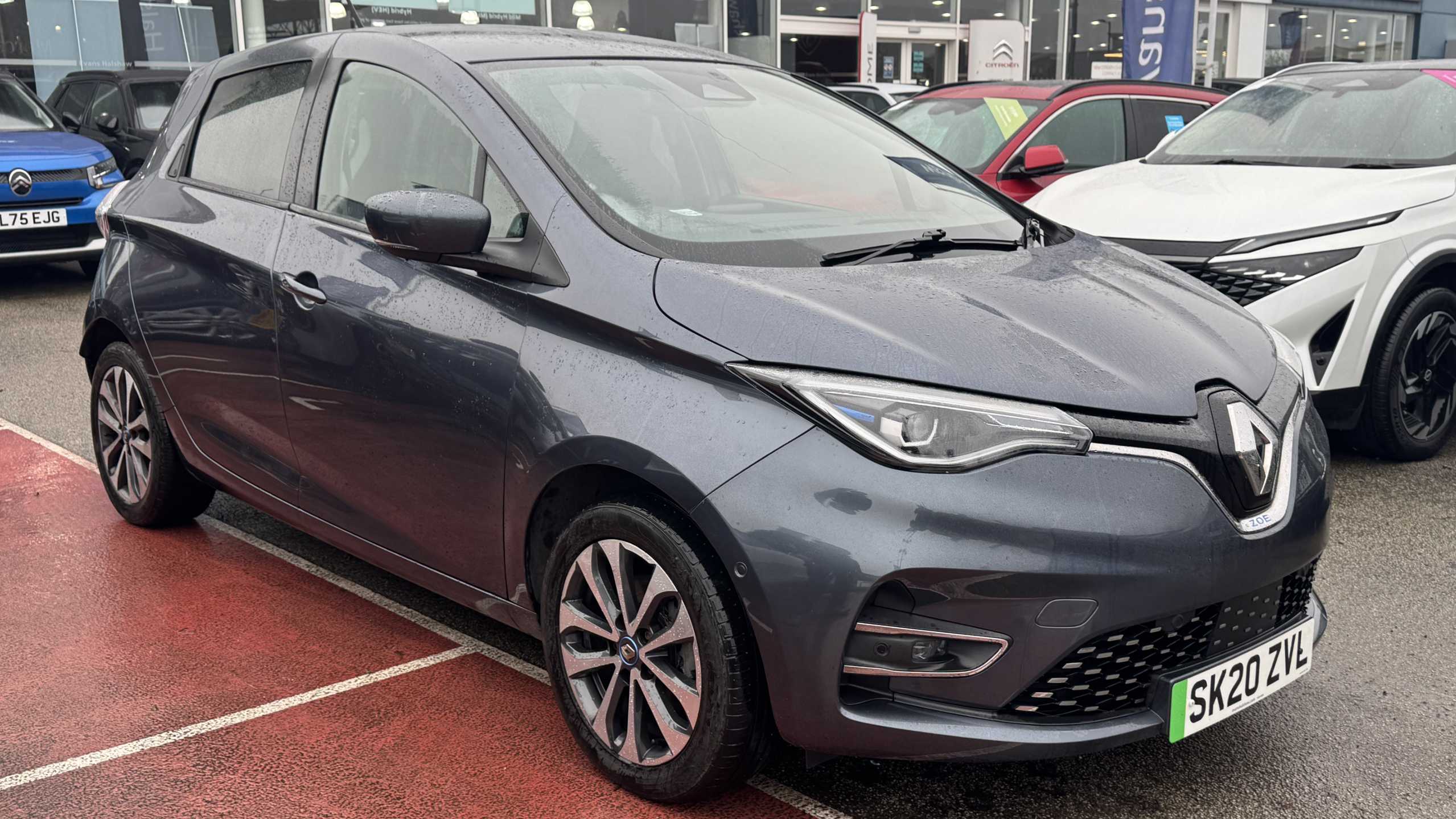 Main listing image - Renault Zoe