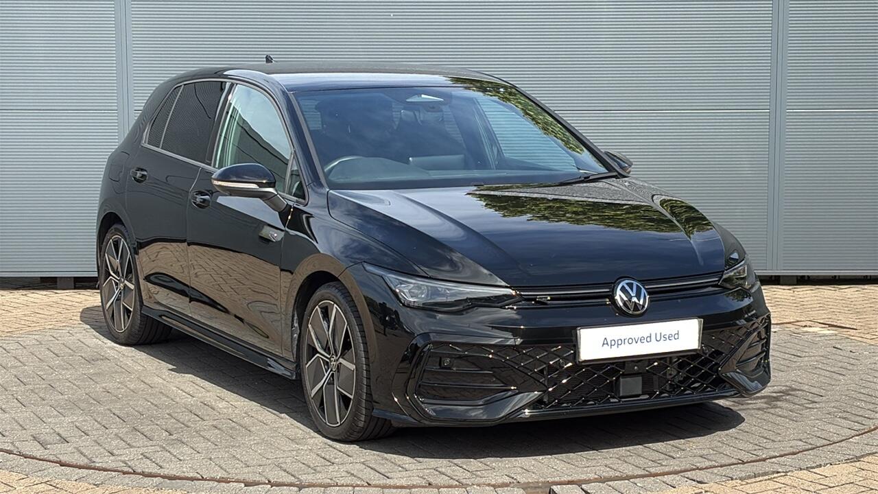 Main listing image - Volkswagen Golf