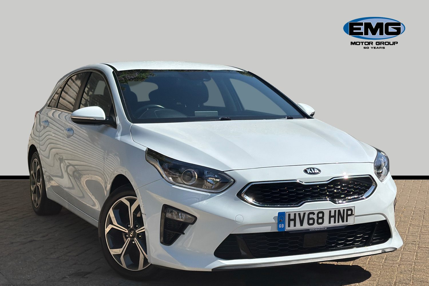Main listing image - Kia Ceed