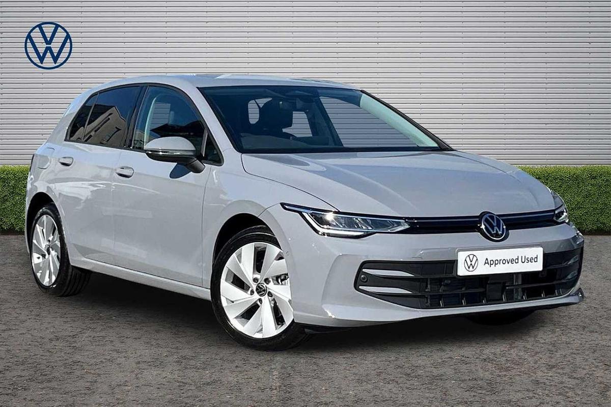 Main listing image - Volkswagen Golf