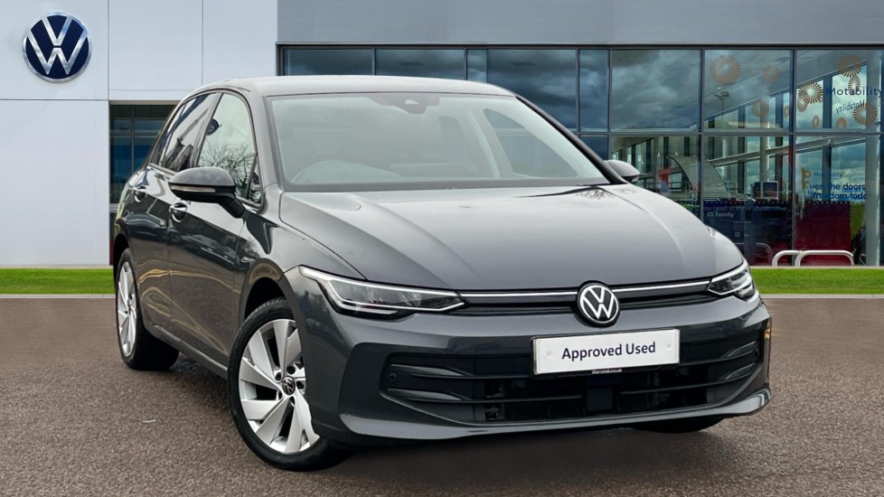 Main listing image - Volkswagen Golf