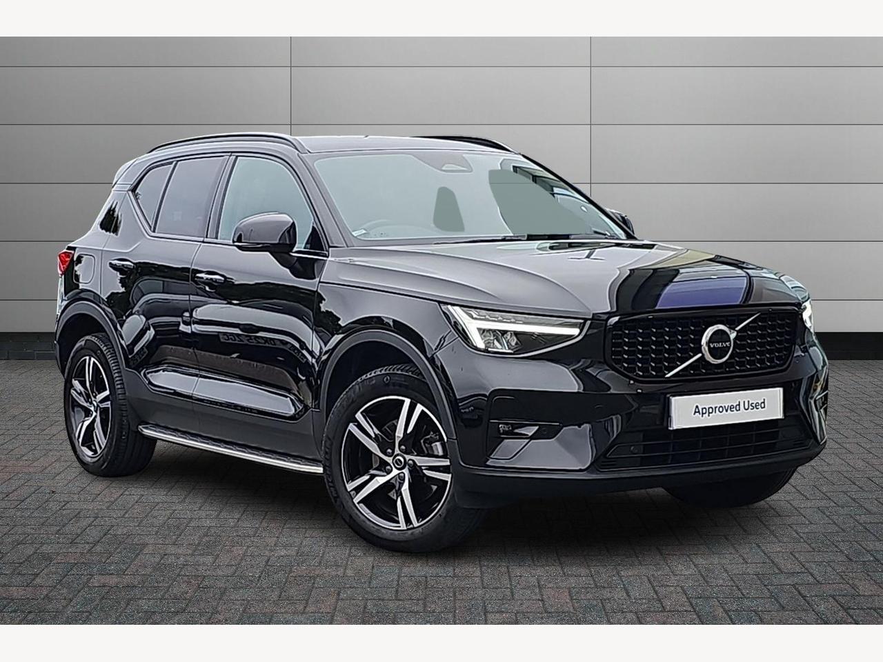 Main listing image - Volvo XC40