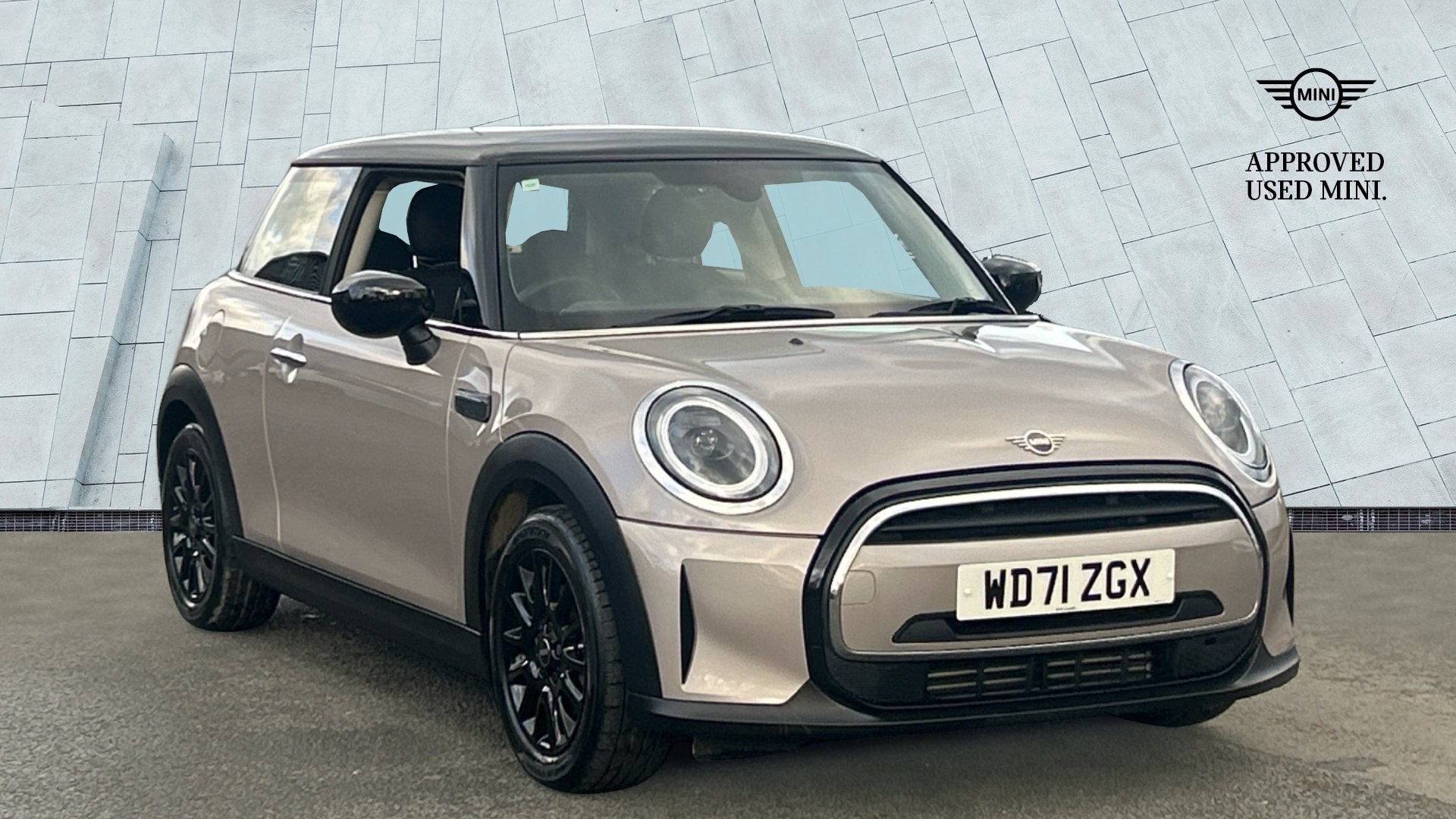 Main listing image - MINI Hatchback