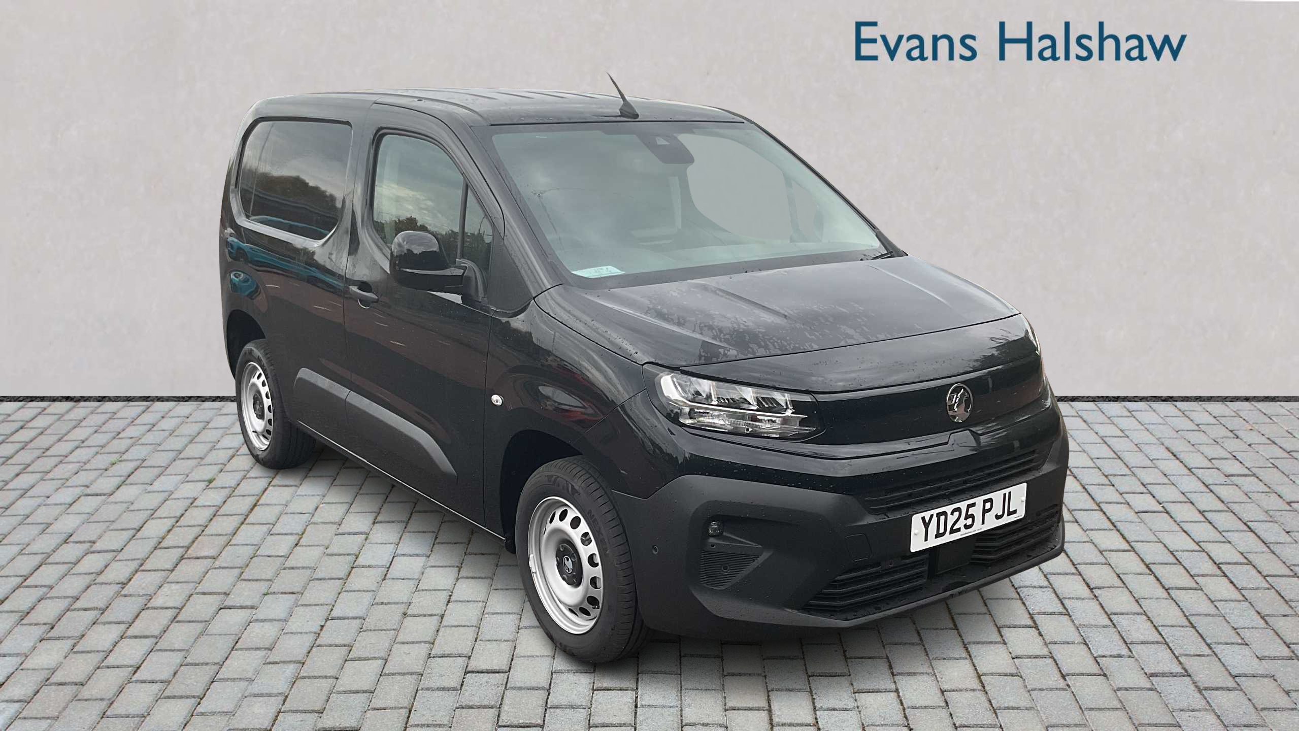 Main listing image - Vauxhall Combo Cargo