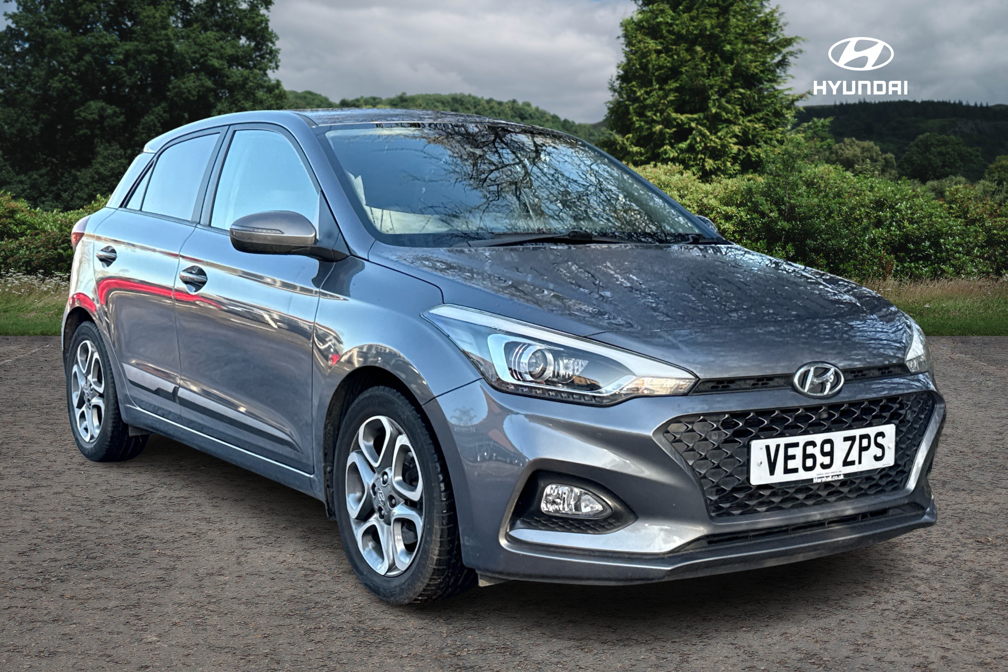 Main listing image - Hyundai i20