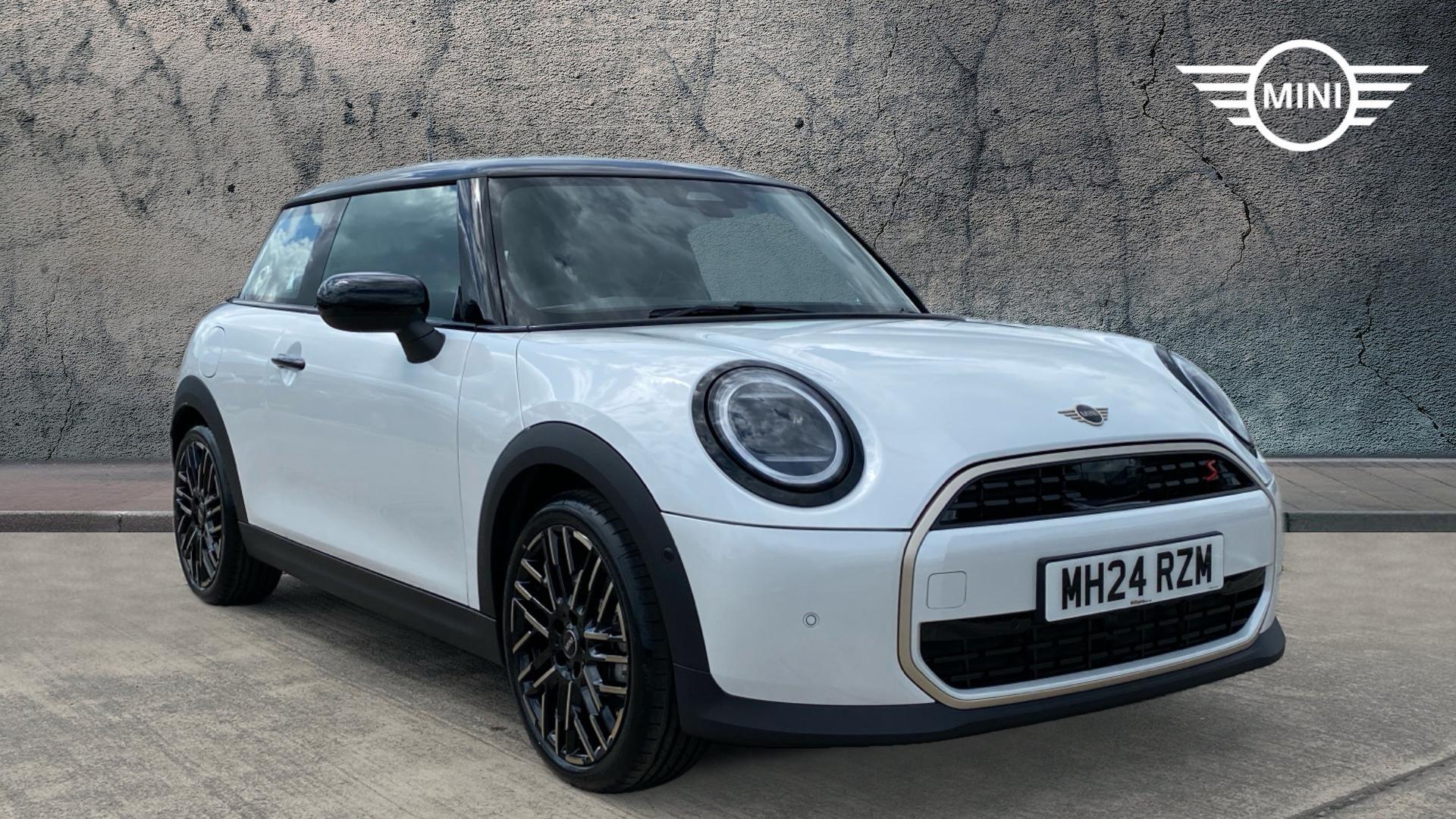 Main listing image - MINI Hatchback