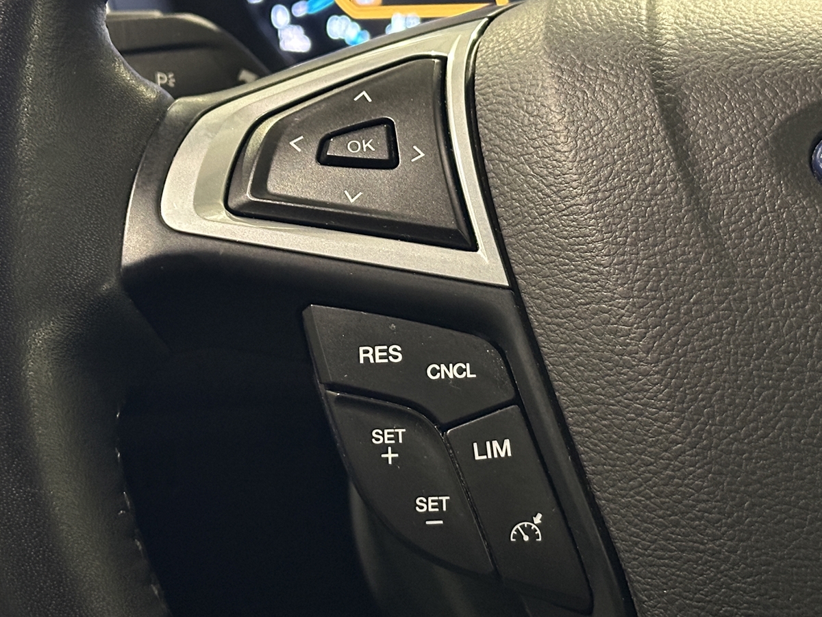 Main listing image - Ford S-MAX