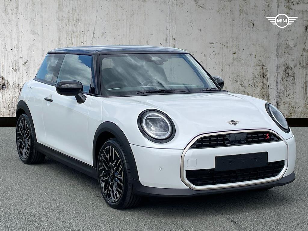 Main listing image - MINI Hatchback