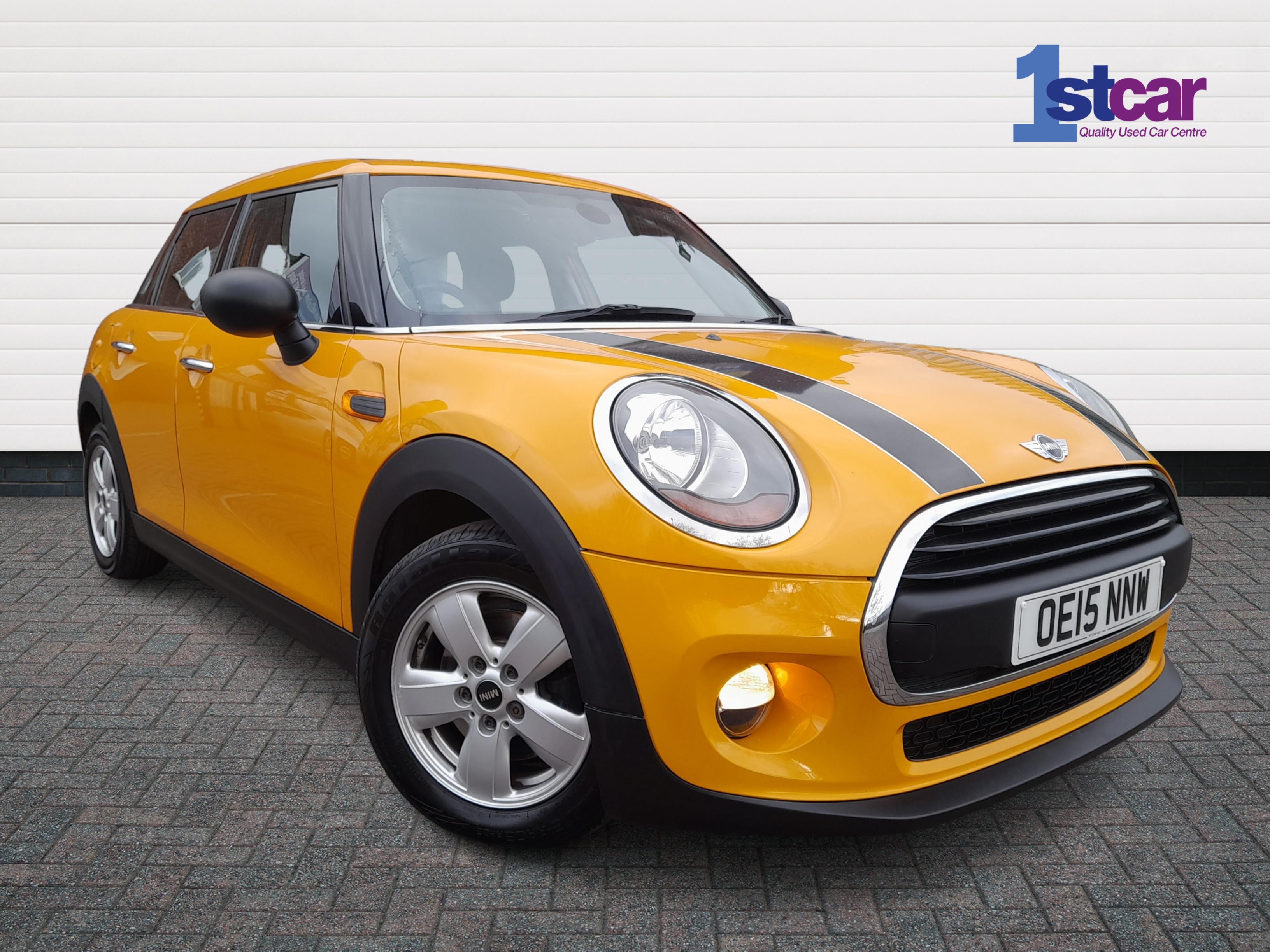 Main listing image - MINI Hatchback 5dr