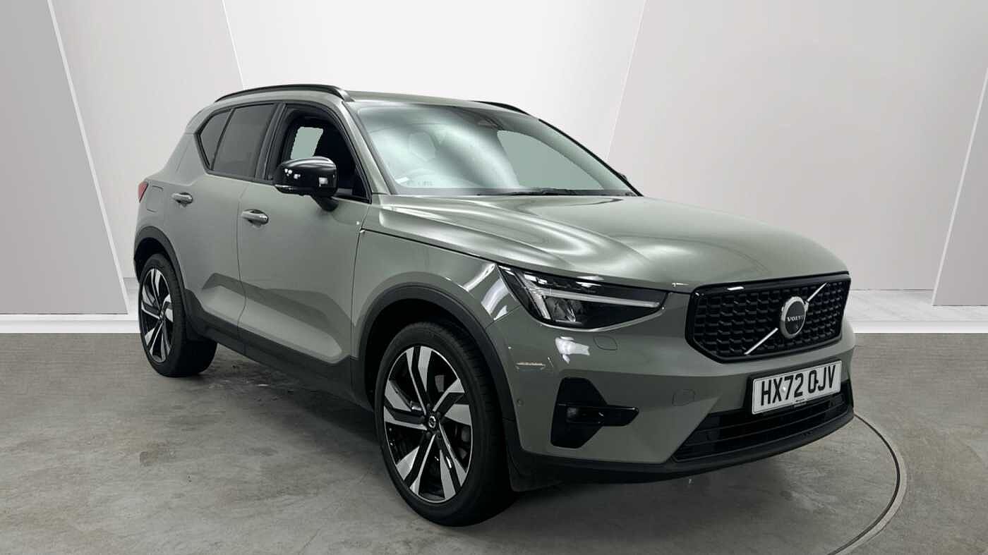 Main listing image - Volvo XC40