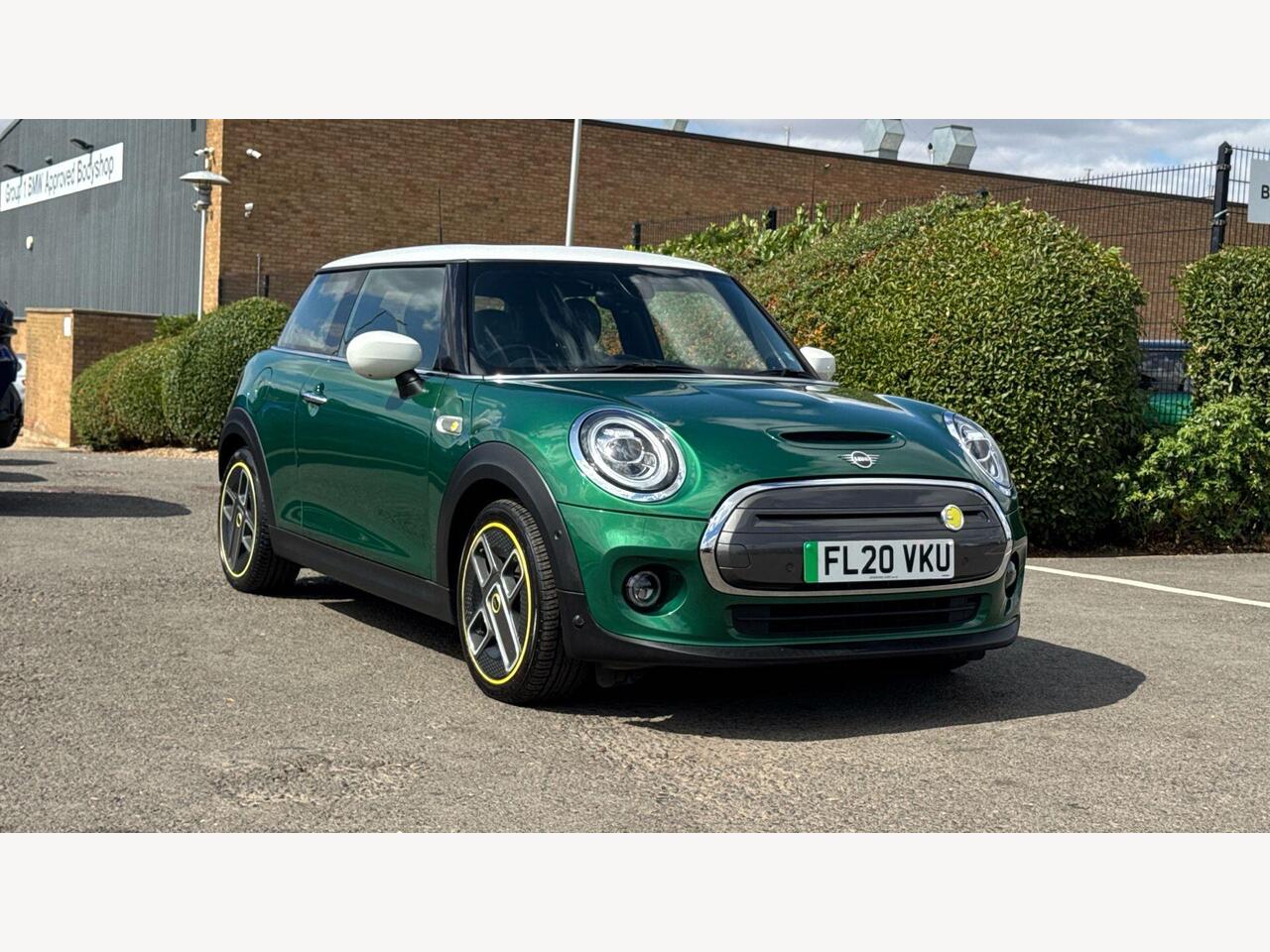 Main listing image - MINI Hatchback