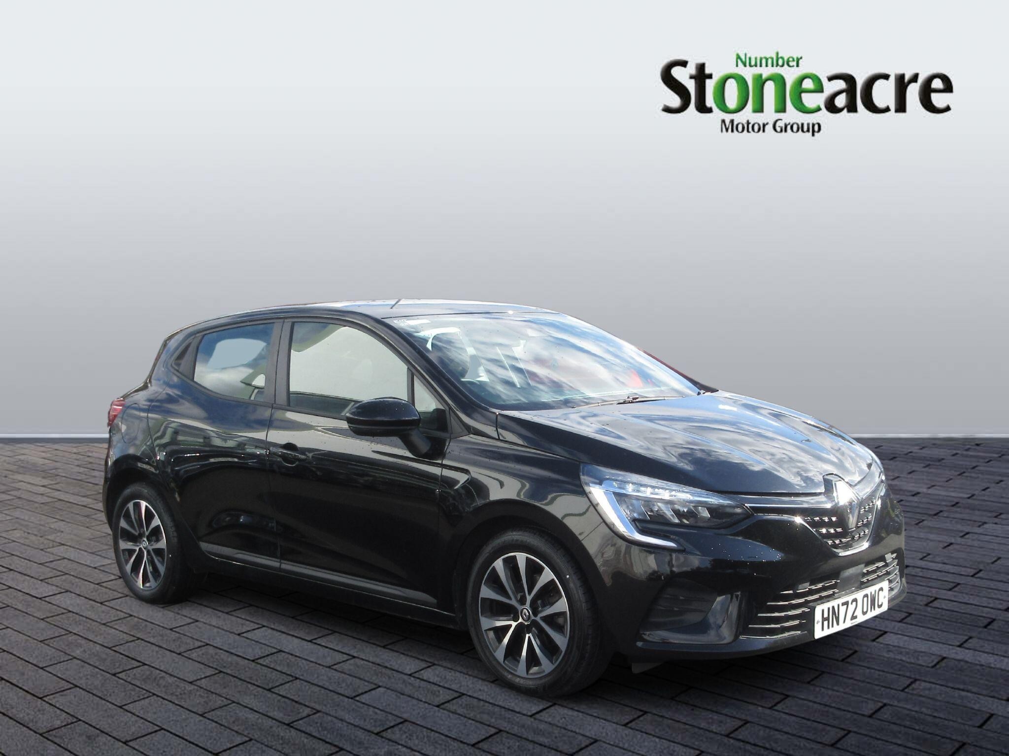 Main listing image - Renault Clio