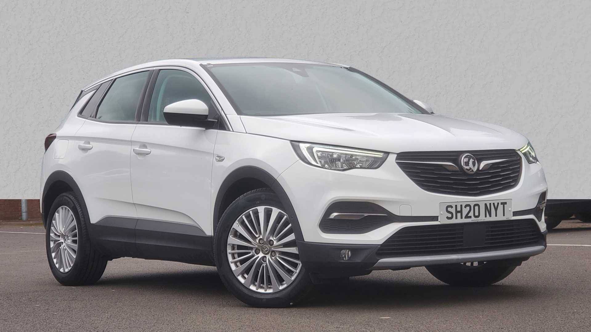 Main listing image - Vauxhall Grandland X