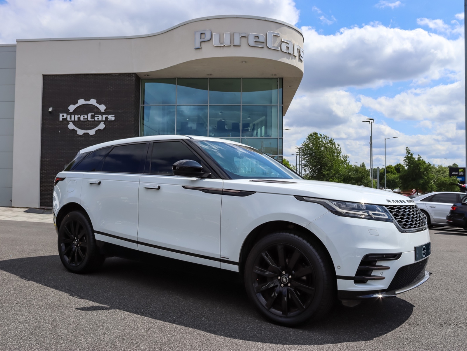 Main listing image - Land Rover Range Rover Velar