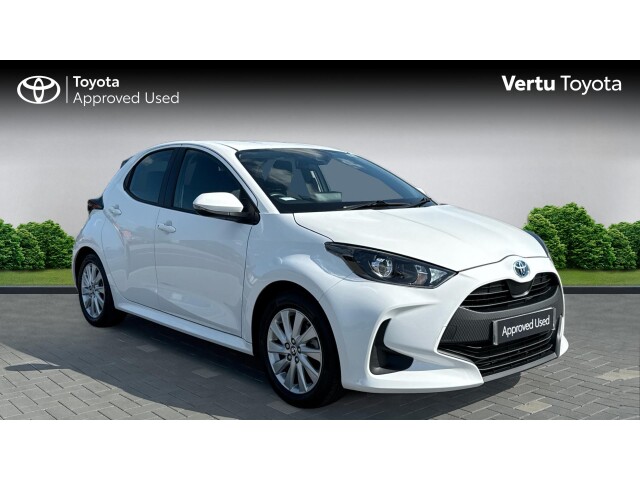 Main listing image - Toyota Yaris