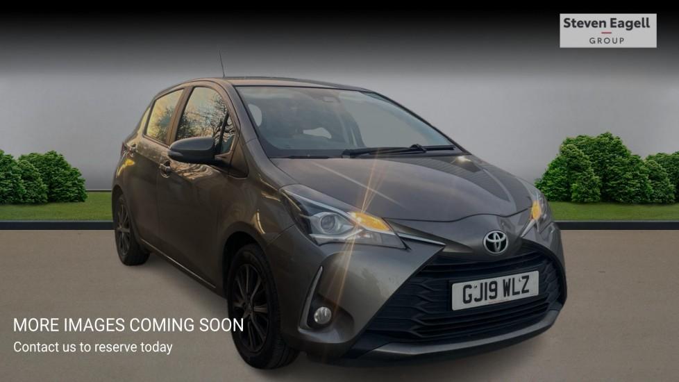 Main listing image - Toyota Yaris