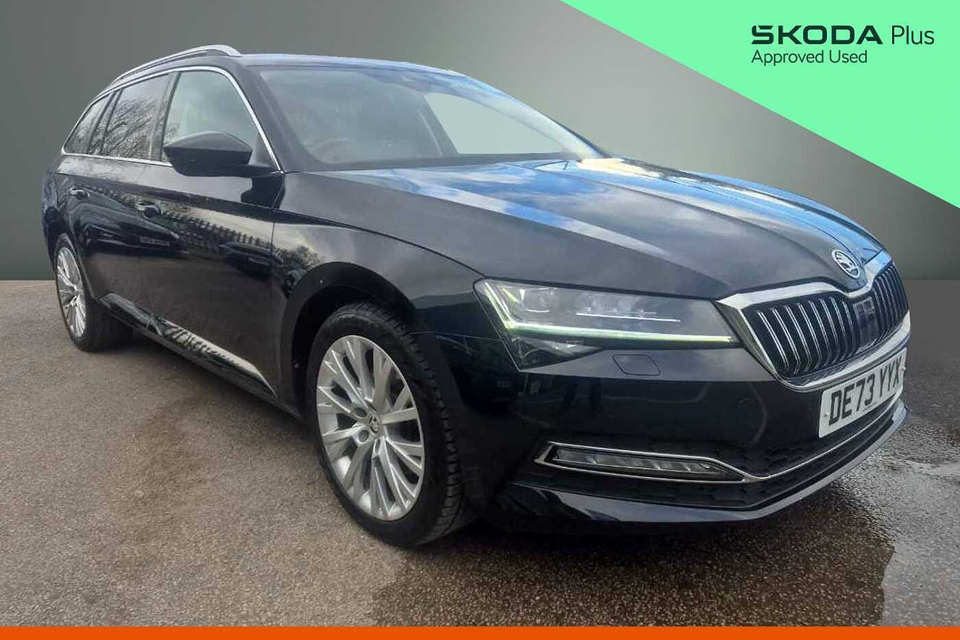 Main listing image - Skoda Superb Estate