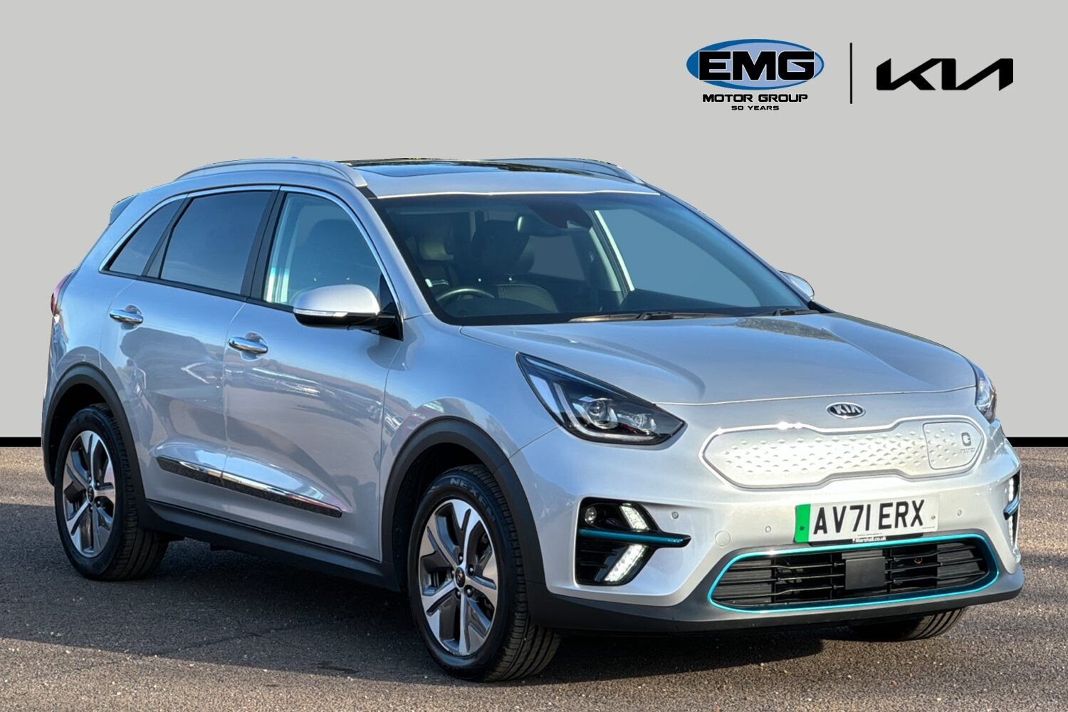 Main listing image - Kia e-Niro