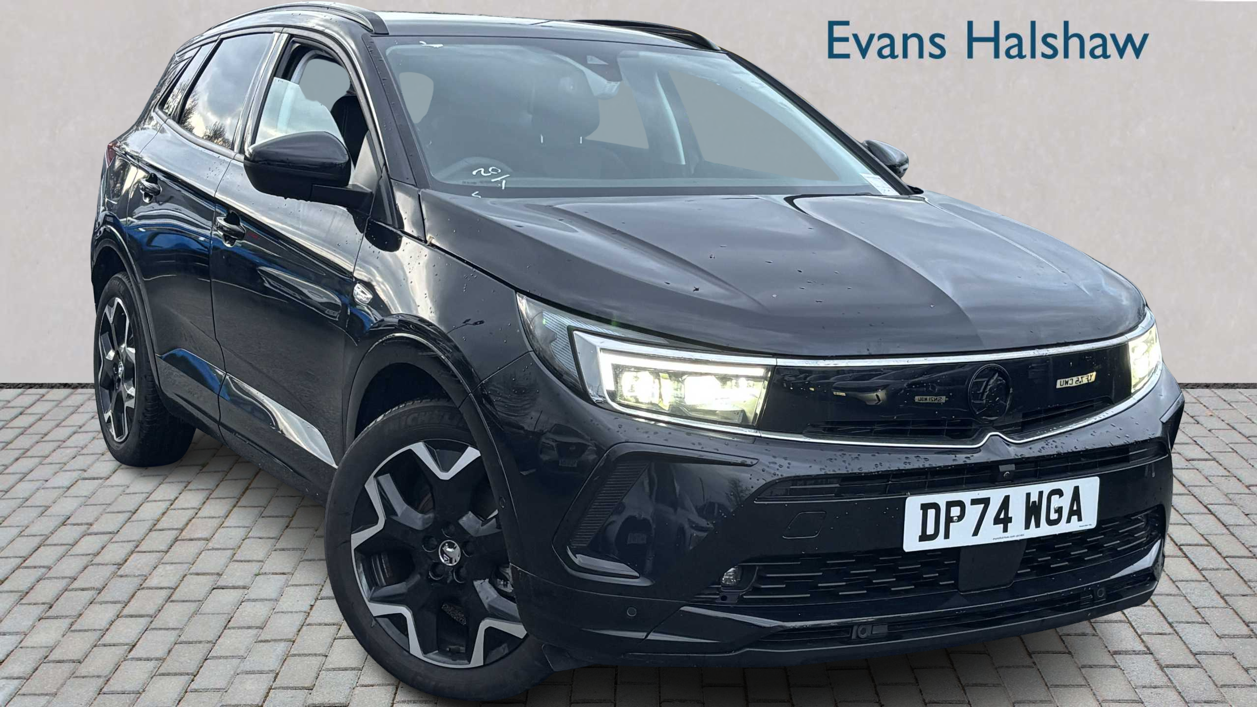 Main listing image - Vauxhall Grandland