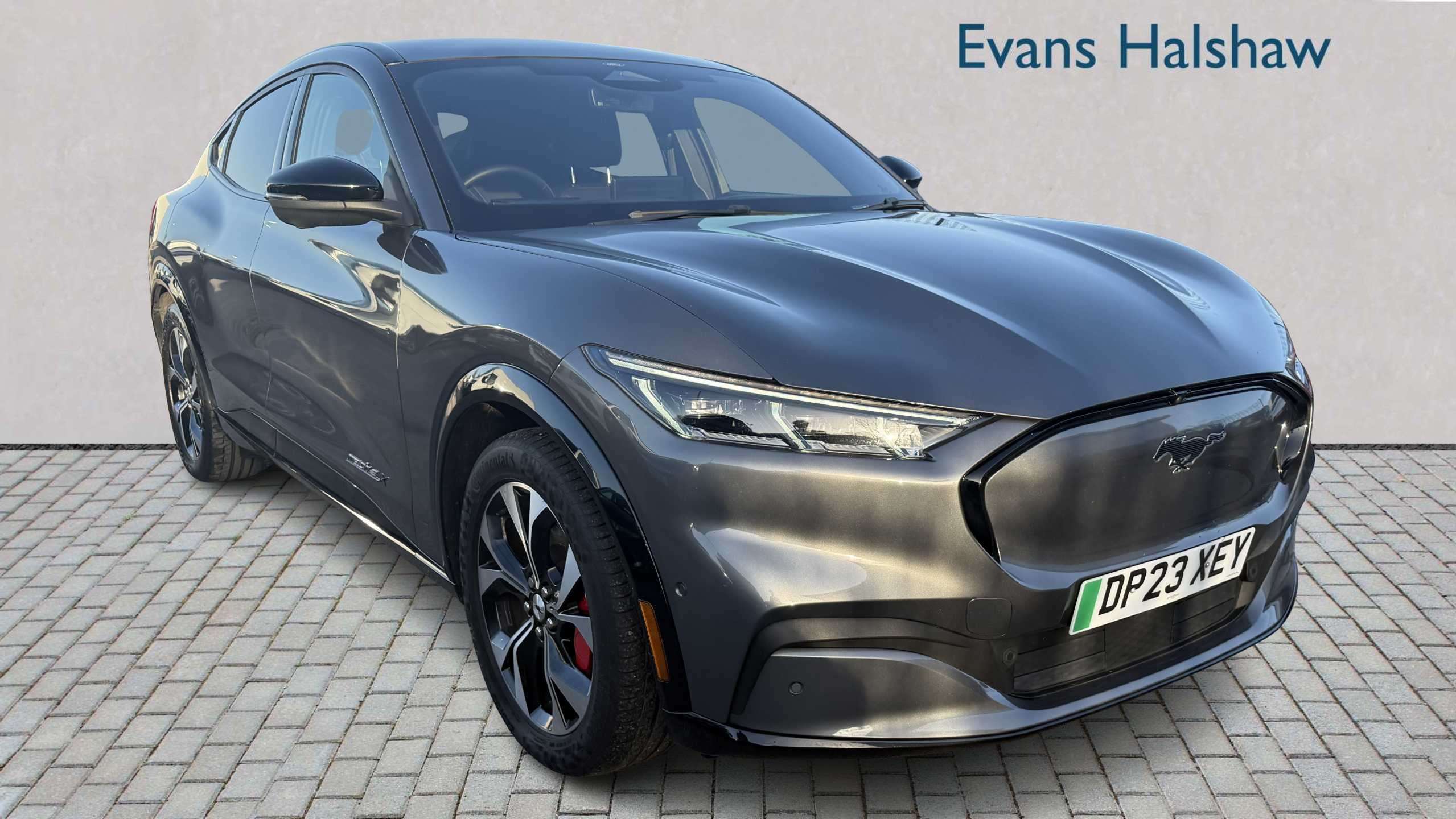 Main listing image - Ford Mustang Mach-E