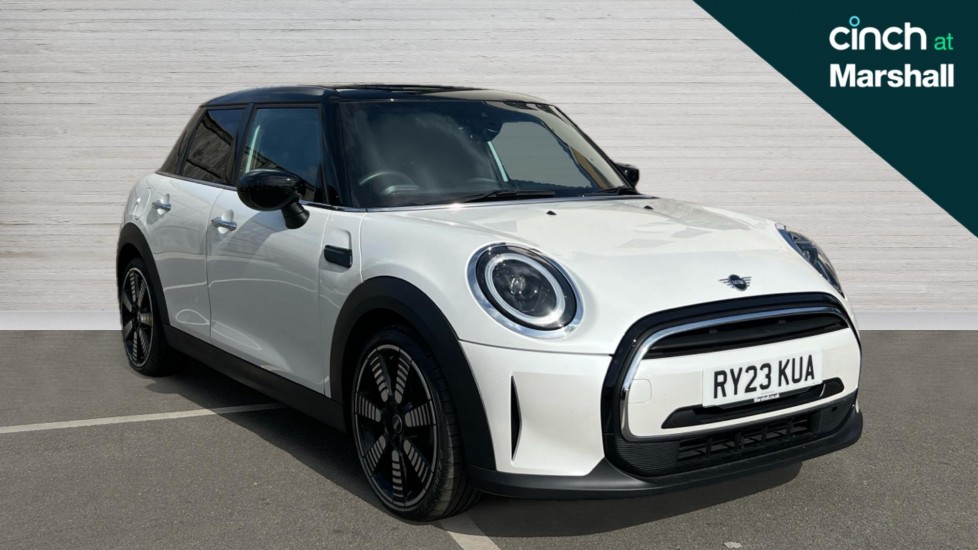 Main listing image - MINI Hatchback 5dr