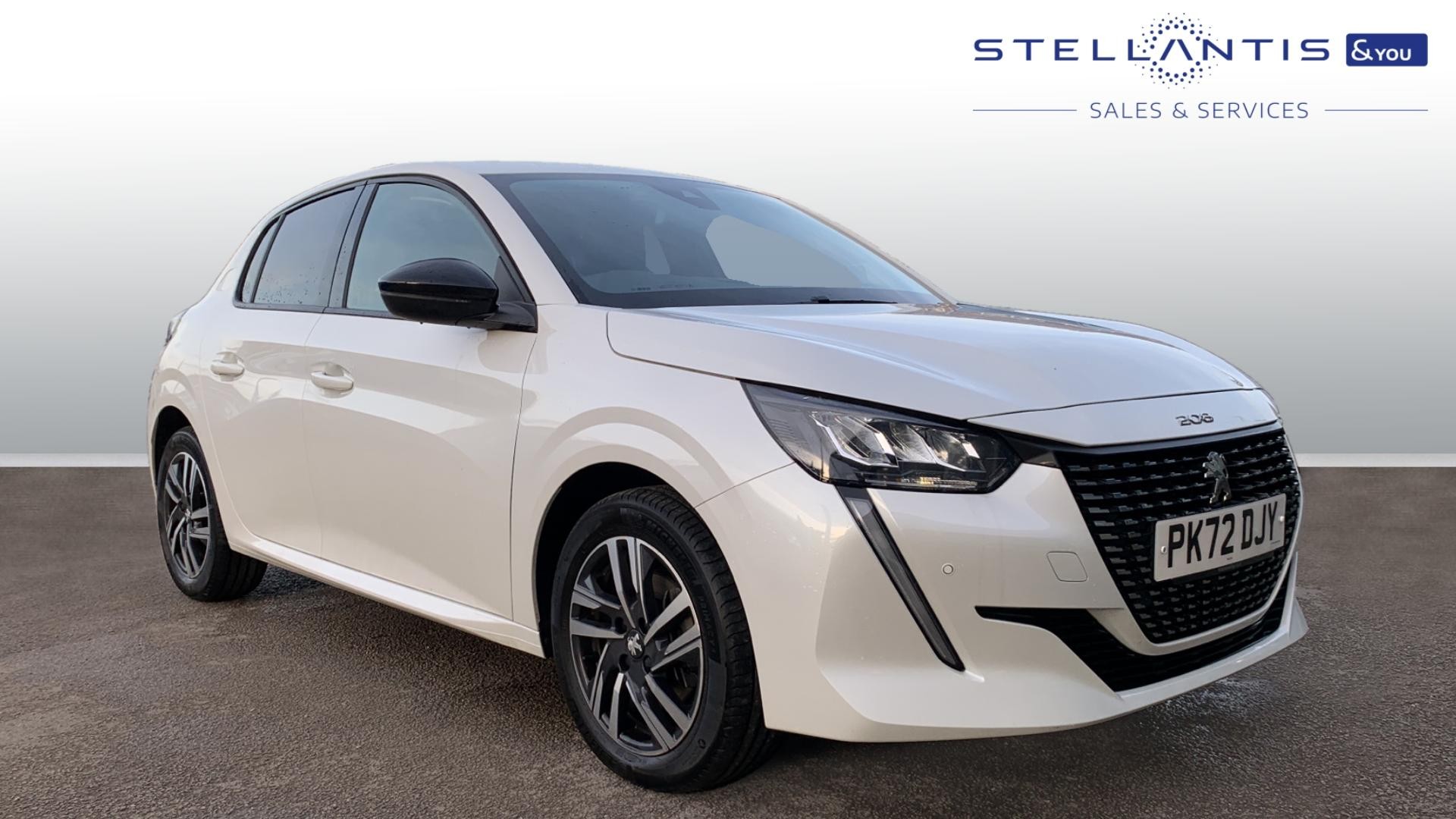 Main listing image - Peugeot 208