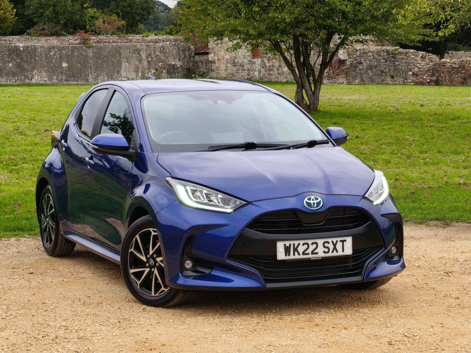 Main listing image - Toyota Yaris