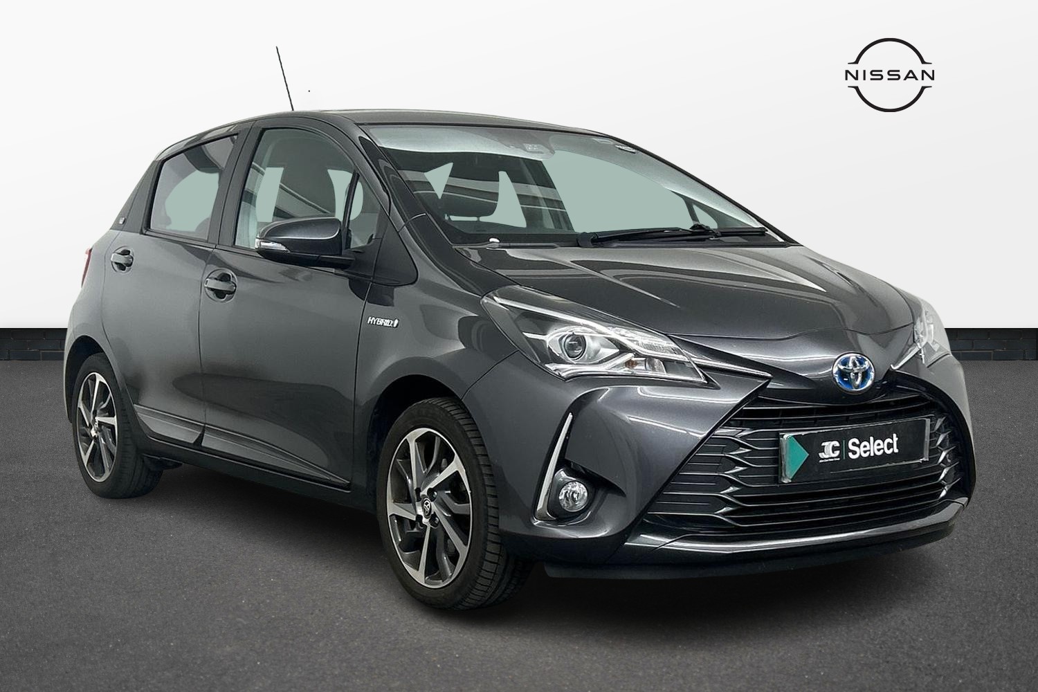 Main listing image - Toyota Yaris