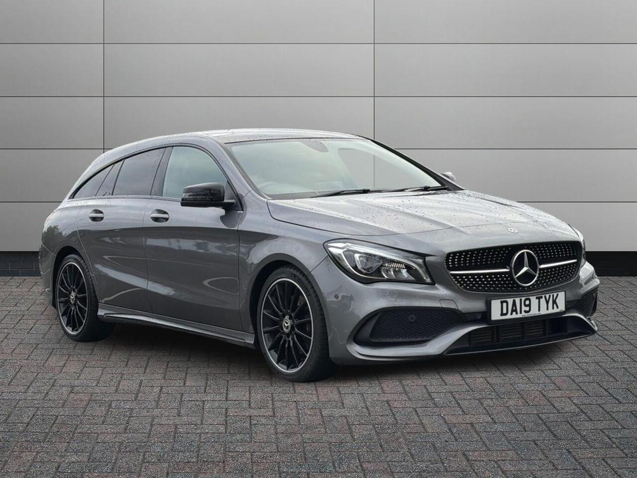 Main listing image - Mercedes-Benz CLA Shooting Brake