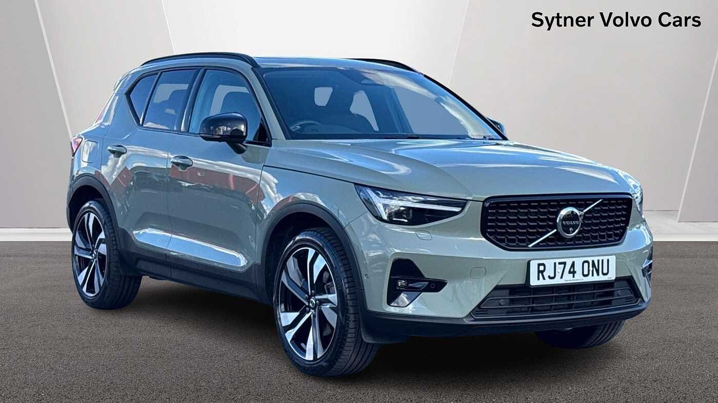 Main listing image - Volvo XC40