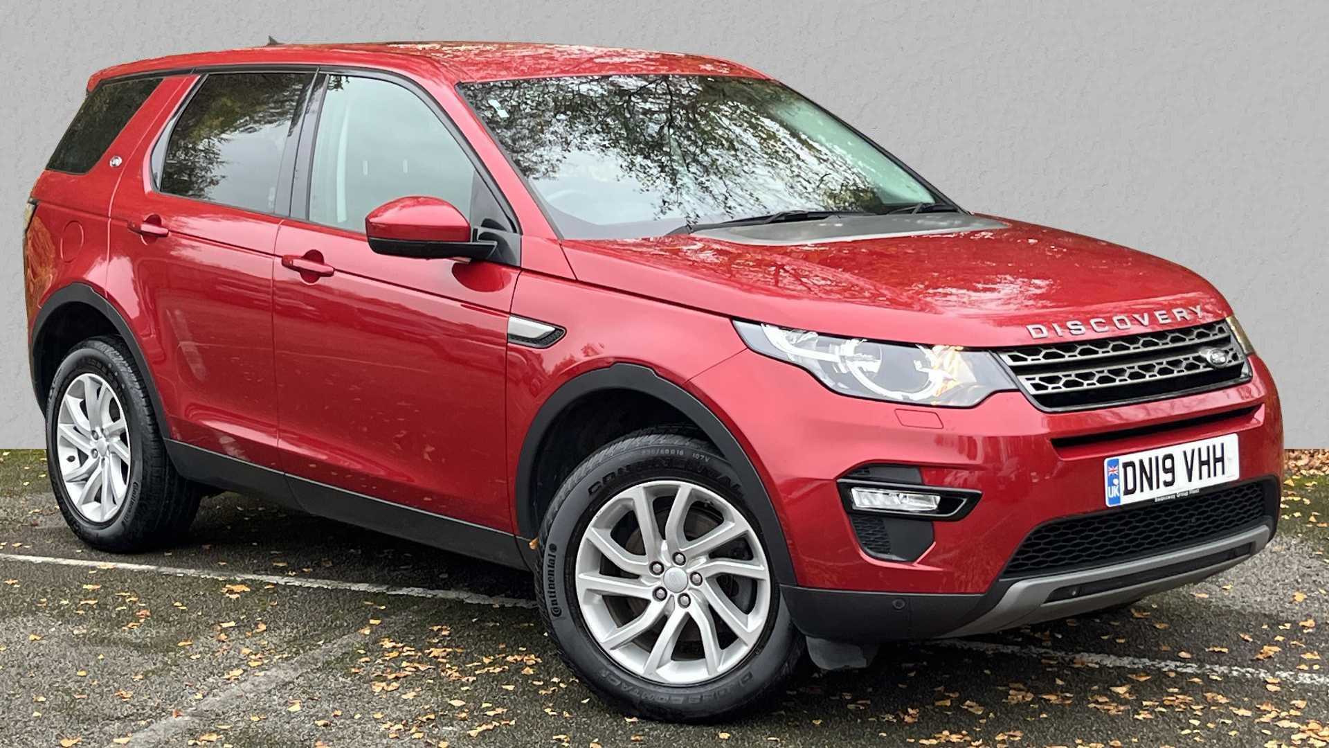 Main listing image - Land Rover Discovery Sport