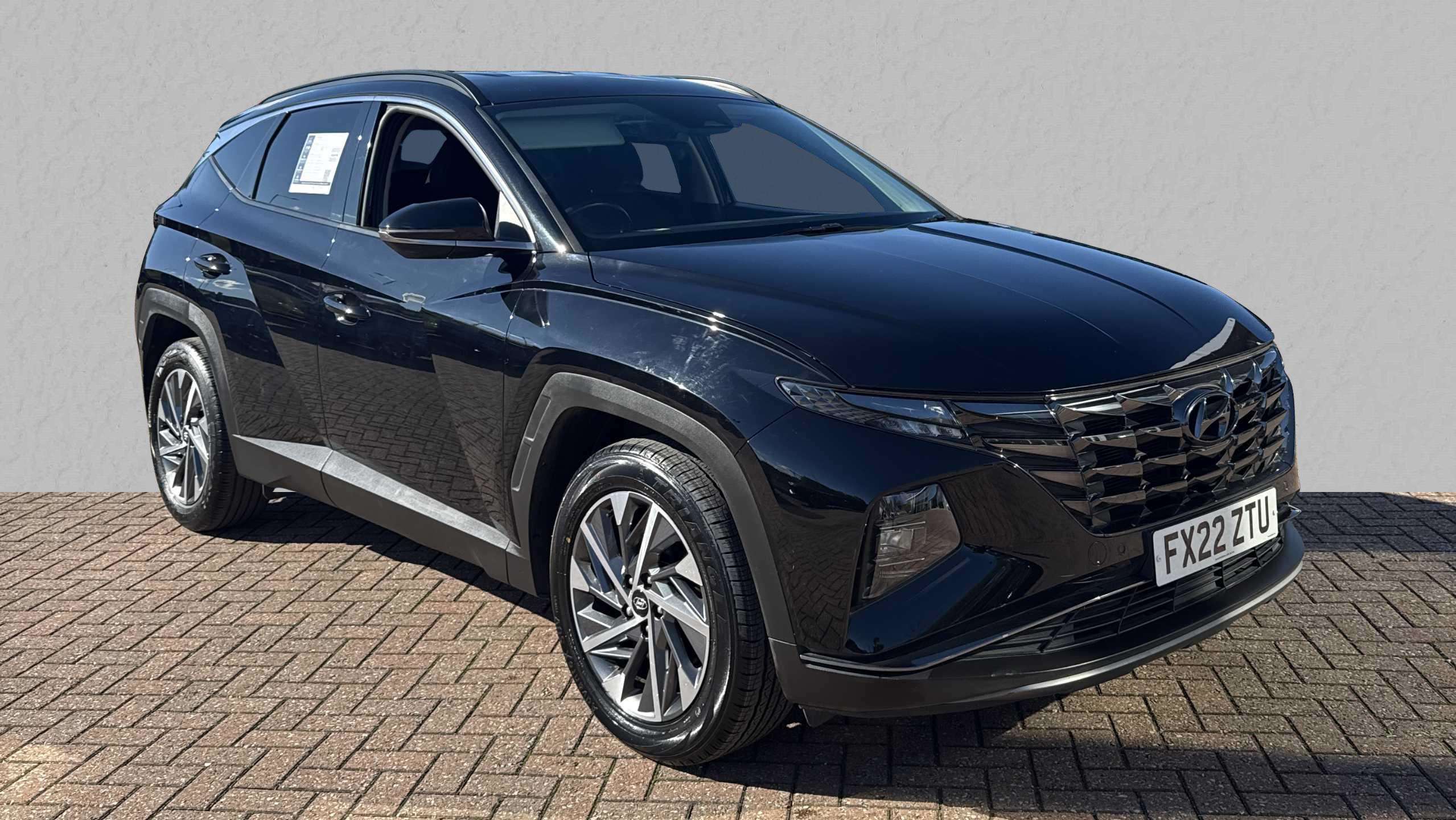 Main listing image - Hyundai Tucson