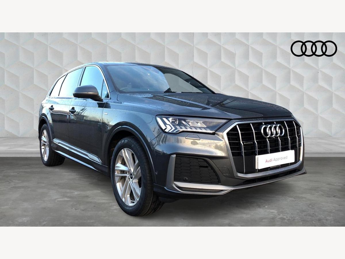 Main listing image - Audi Q7