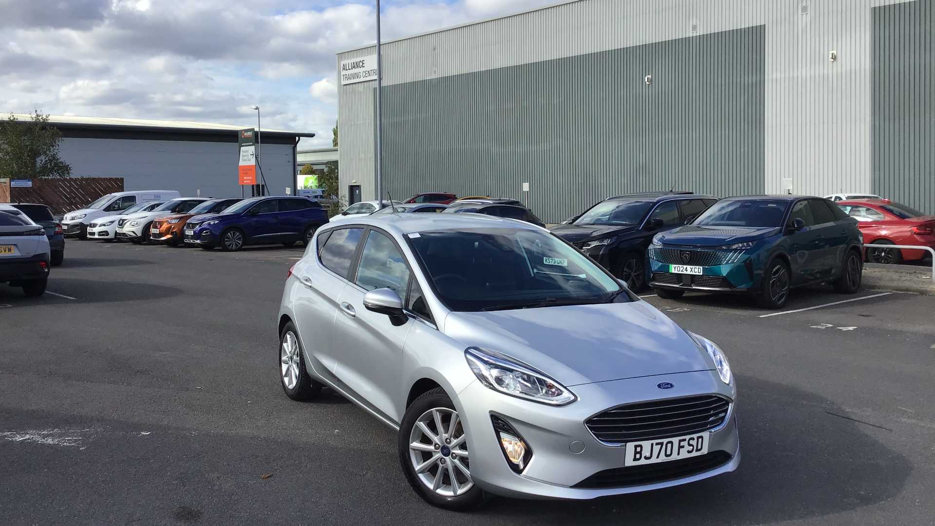 Main listing image - Ford Fiesta