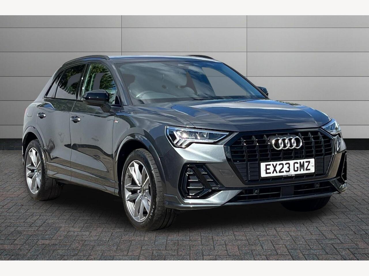 Main listing image - Audi Q3