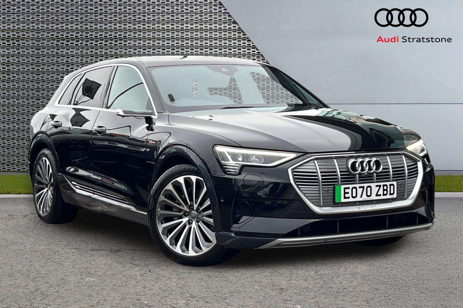 Main listing image - Audi e-tron