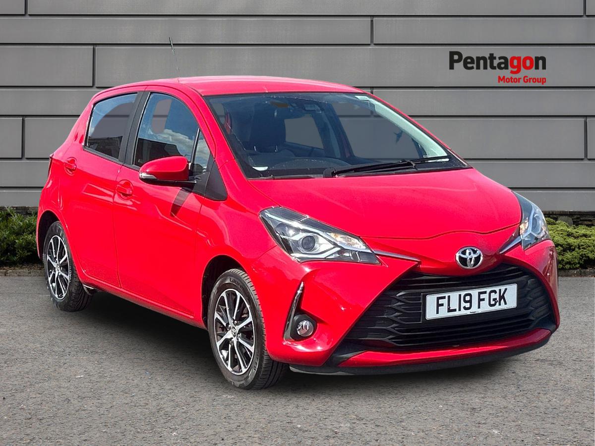 Main listing image - Toyota Yaris