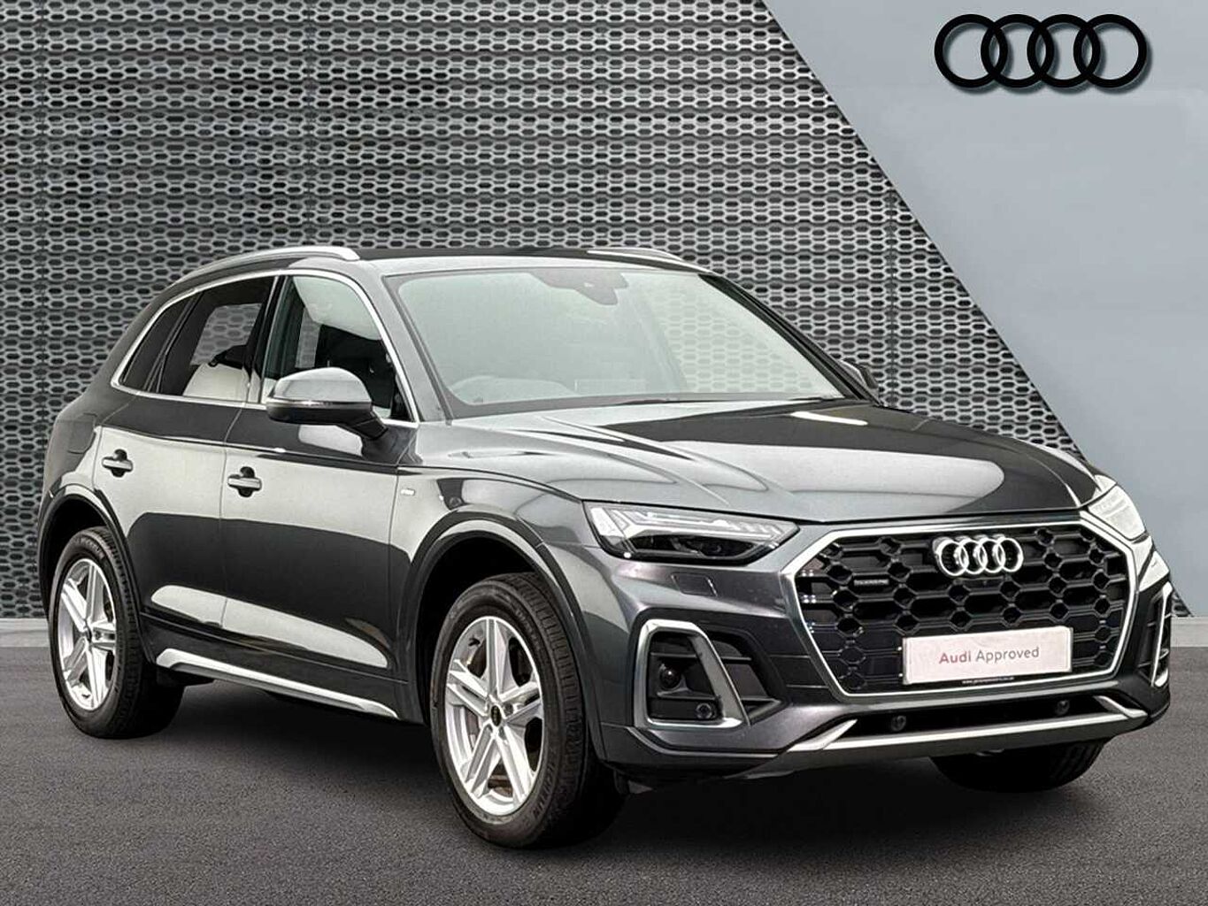 Main listing image - Audi Q5