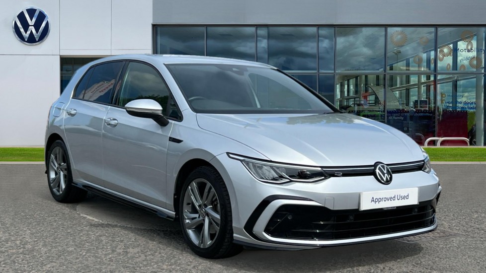 Main listing image - Volkswagen Golf