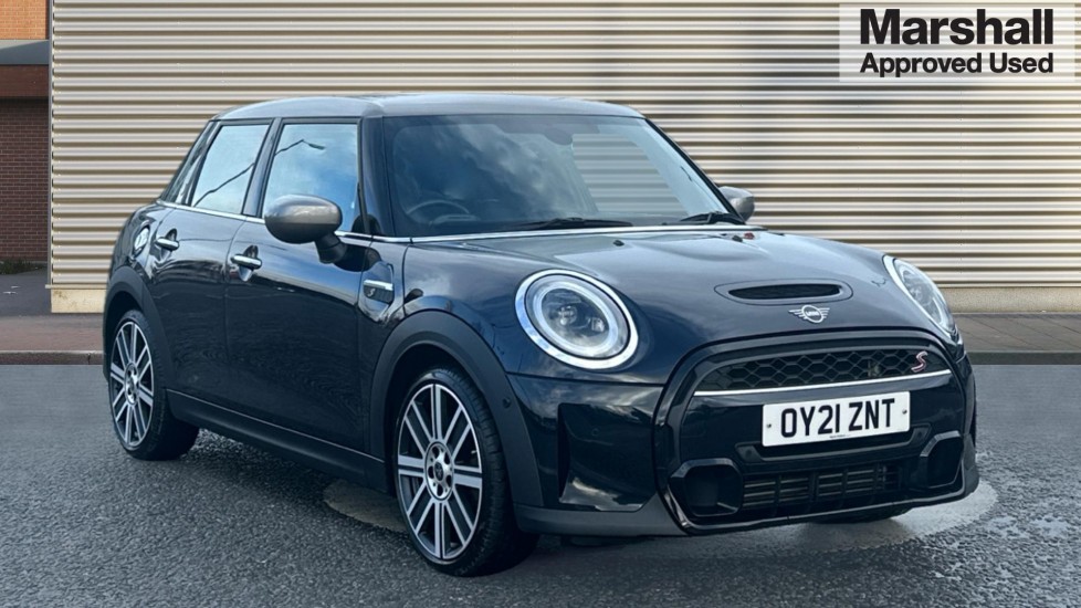 Main listing image - MINI Hatchback 5dr