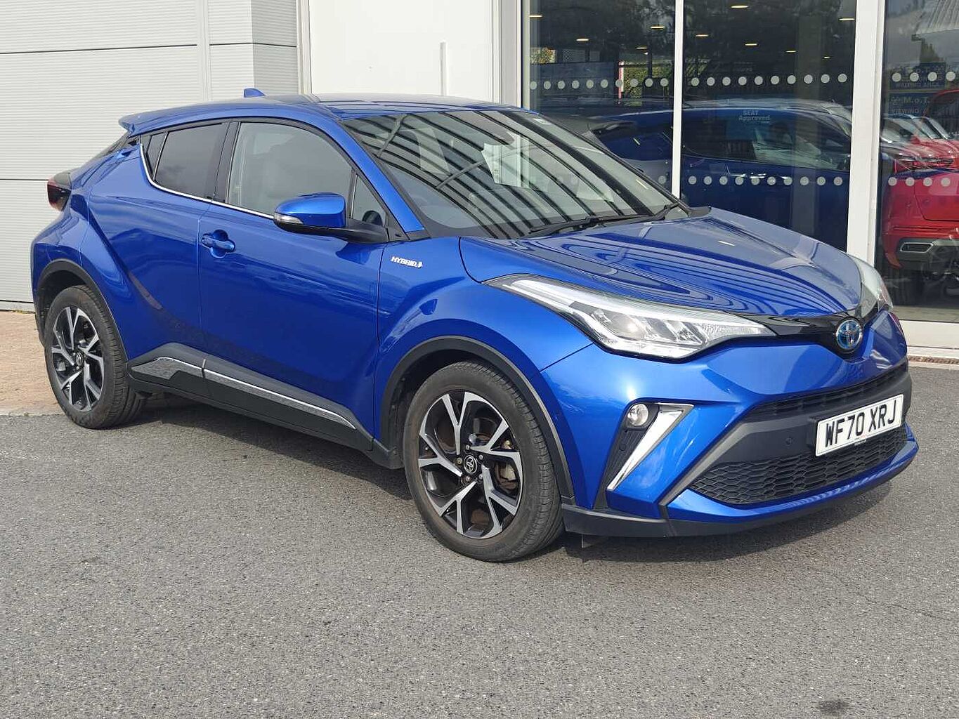 Main listing image - Toyota C-HR