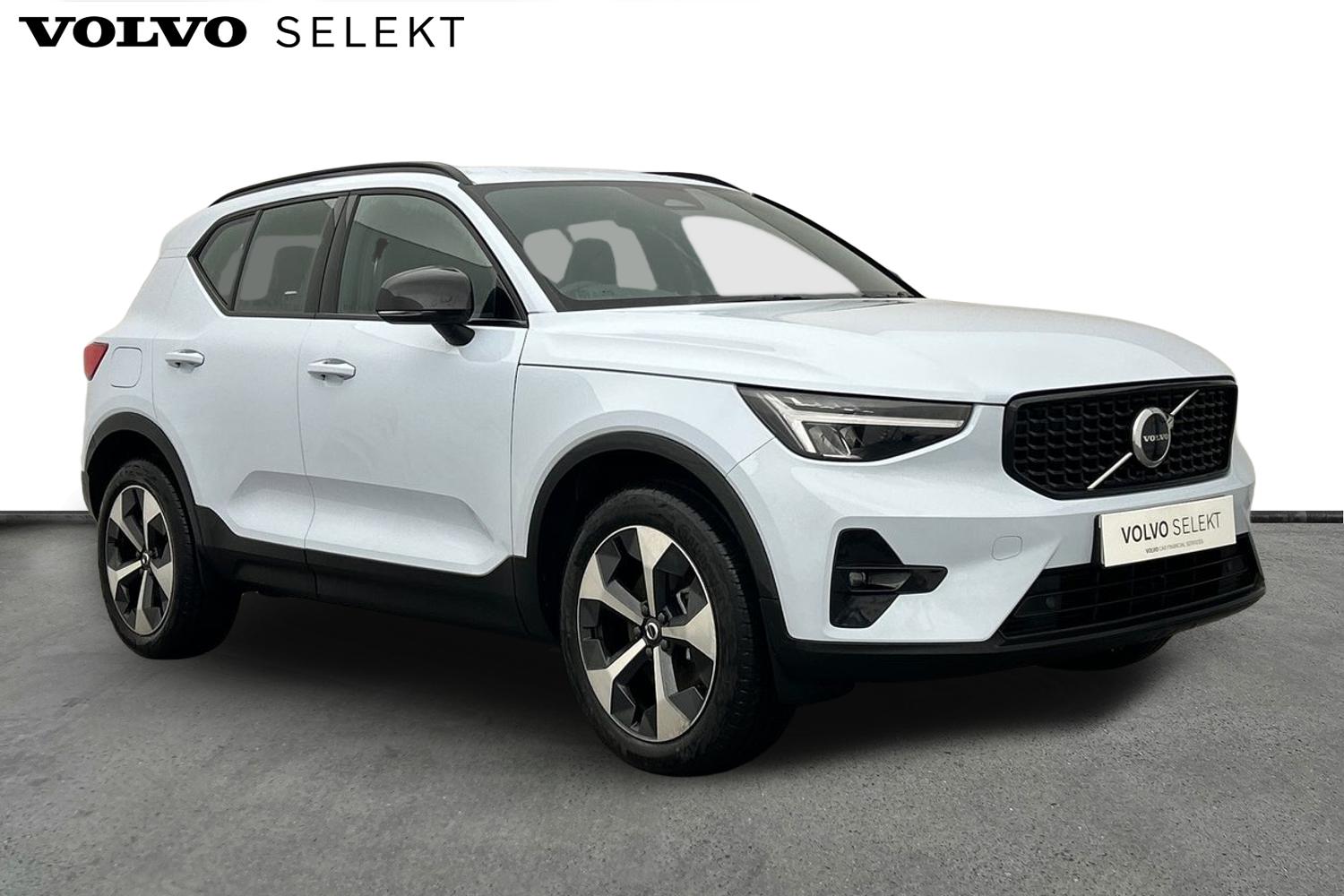Main listing image - Volvo XC40