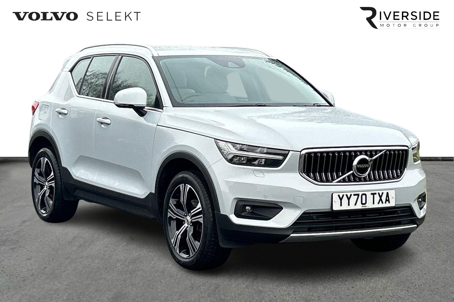 Main listing image - Volvo XC40