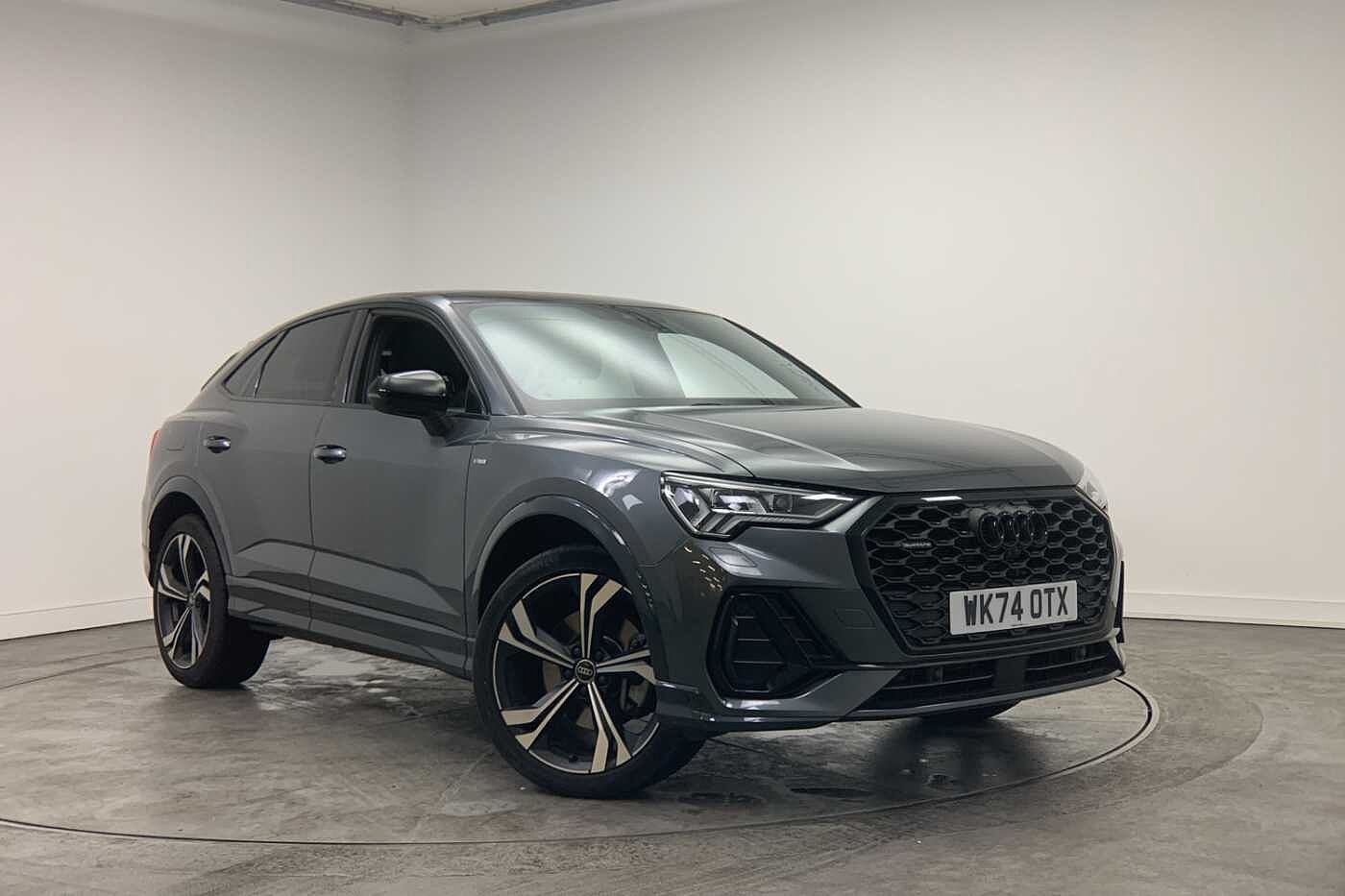 Main listing image - Audi Q3