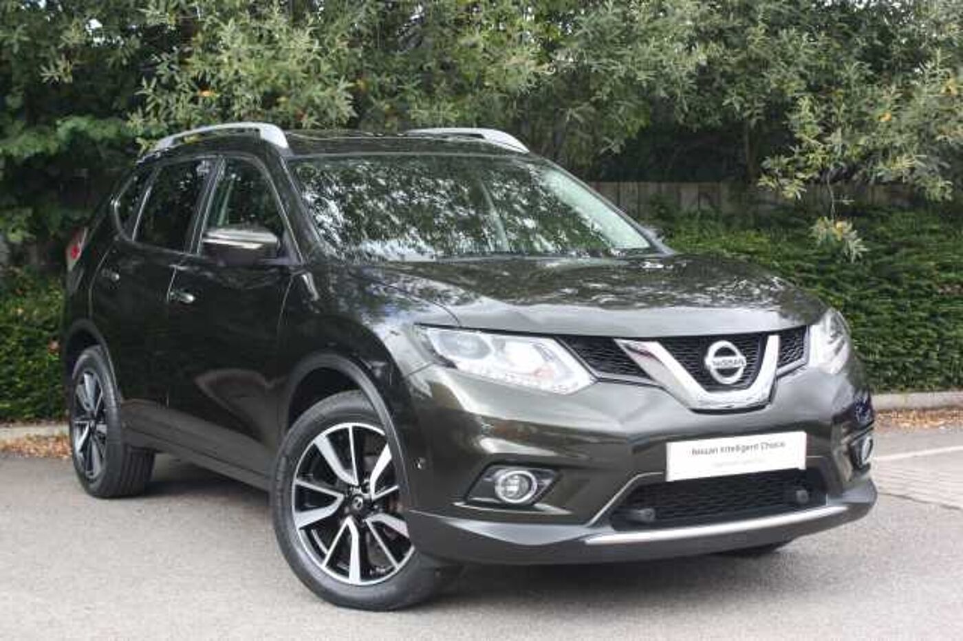 Main listing image - Nissan X-Trail