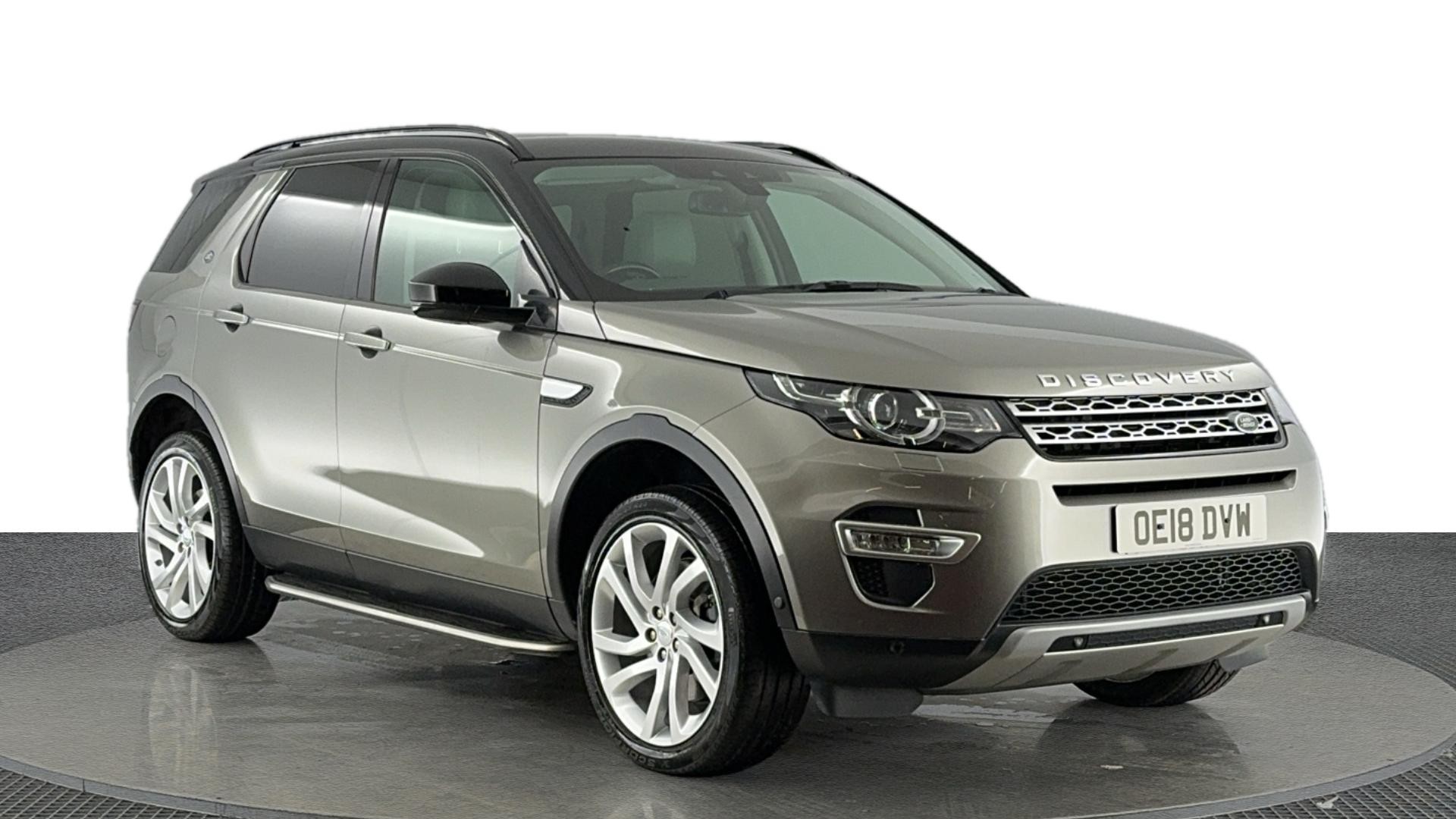 Main listing image - Land Rover Discovery Sport