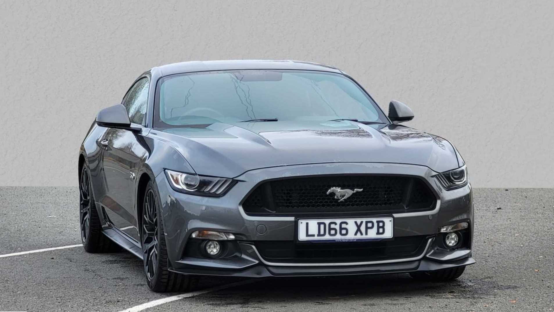 Main listing image - Ford Mustang