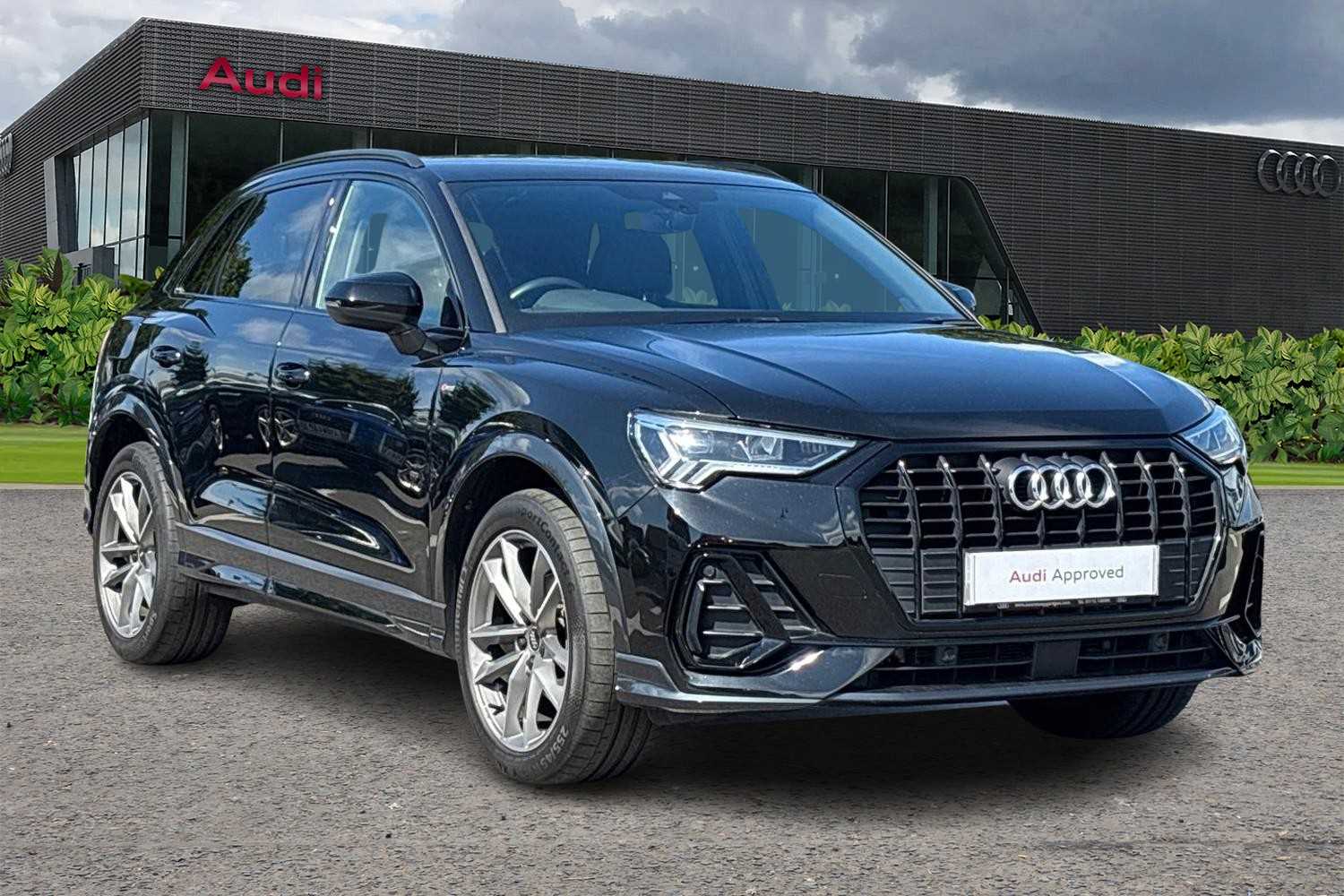 Main listing image - Audi Q3
