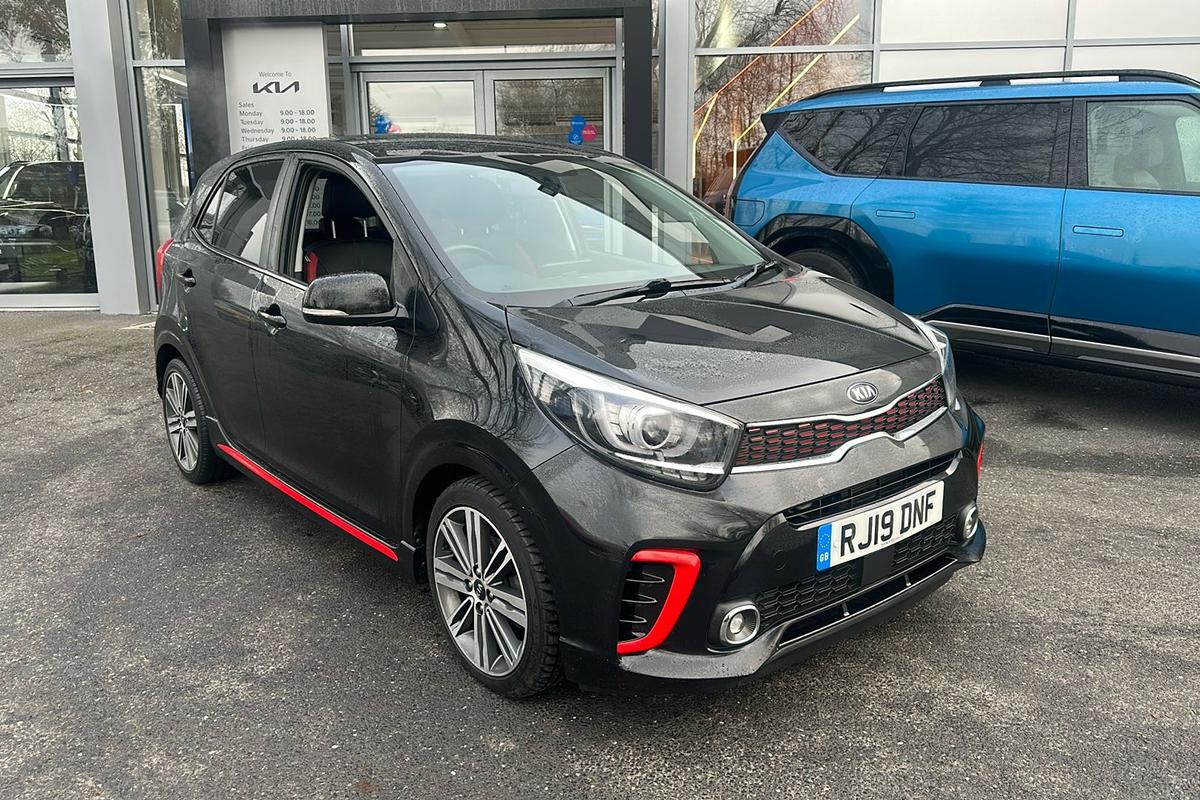 Main listing image - Kia Picanto